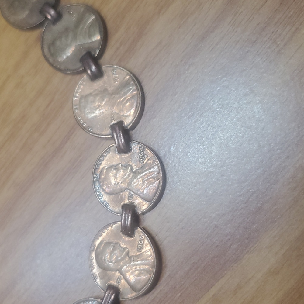 1960s-1970s Vintage Coin Bracelet - Picture 6 of 8